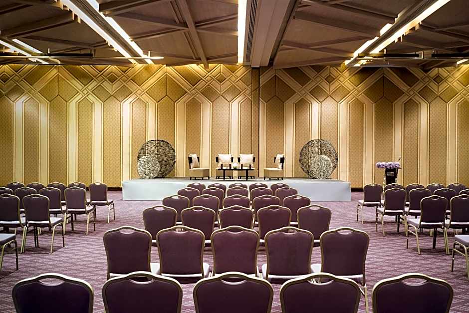 Avani Khon Kaen Hotel & Convention Centre