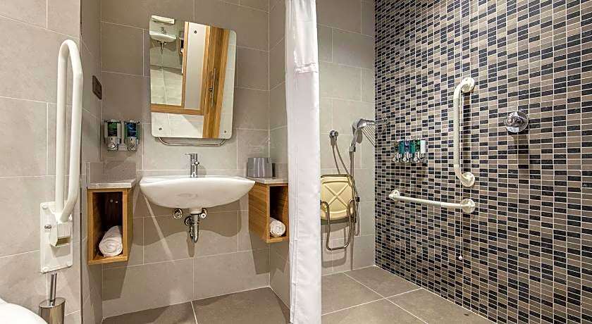 Hampton By Hilton Izmir Aliaga