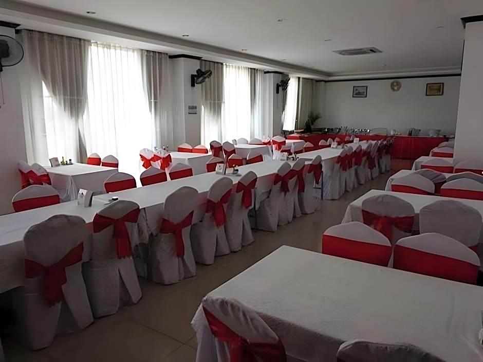 Douangchan Plaza Hotel