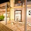 Agora Hotel