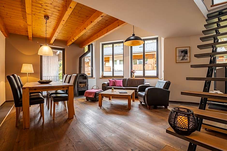 22 Summits Apartments