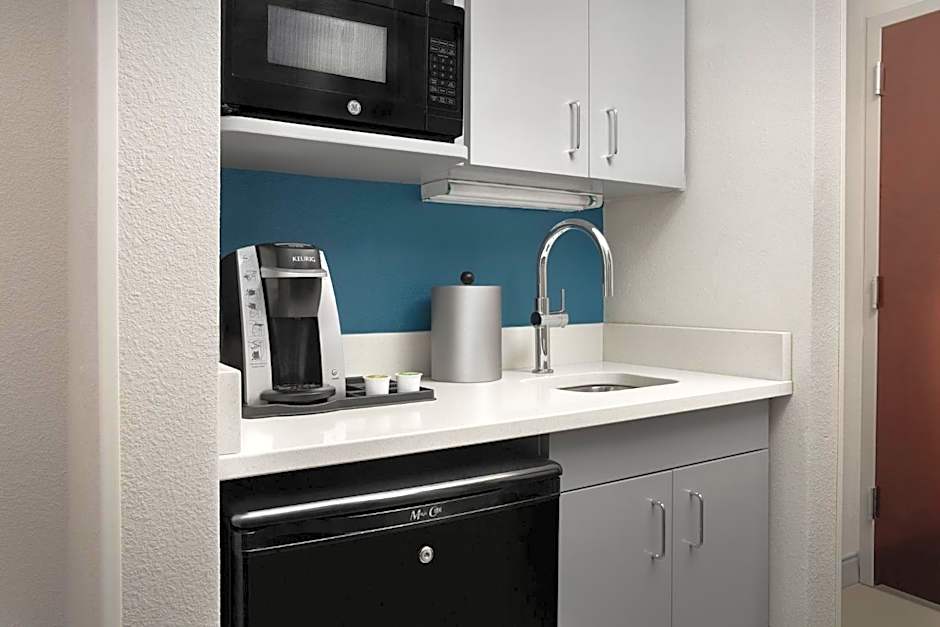 Holiday Inn Express & Suites Chambersburg By IHG