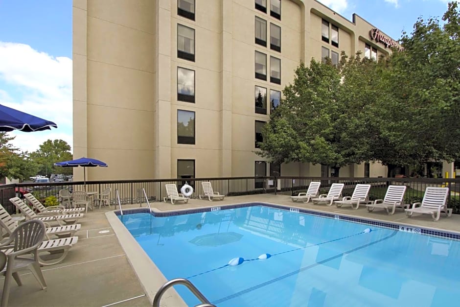 Hampton Inn By Hilton Philadelphia-International Airport