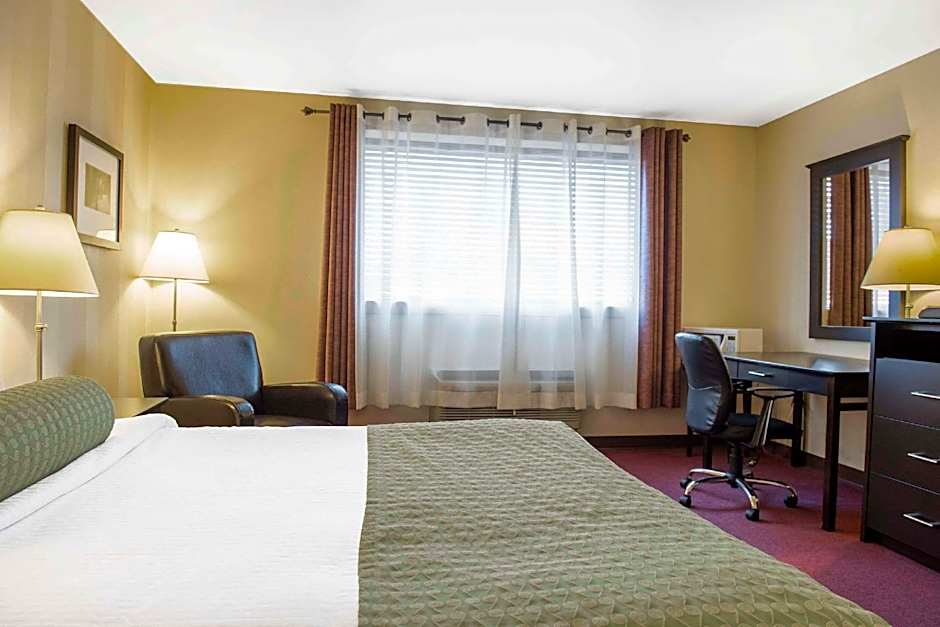 Clarion Hotel & Conference Centre Pembroke