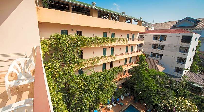 Opey De Place Pattaya