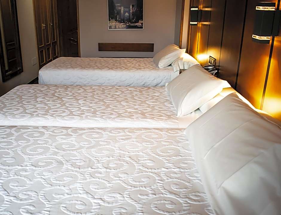 Hotel Condestable Iranzo