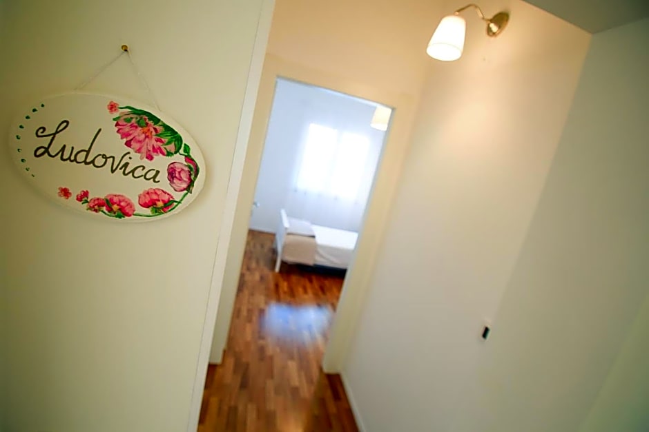 B&B Dimora ROSSIPINTI