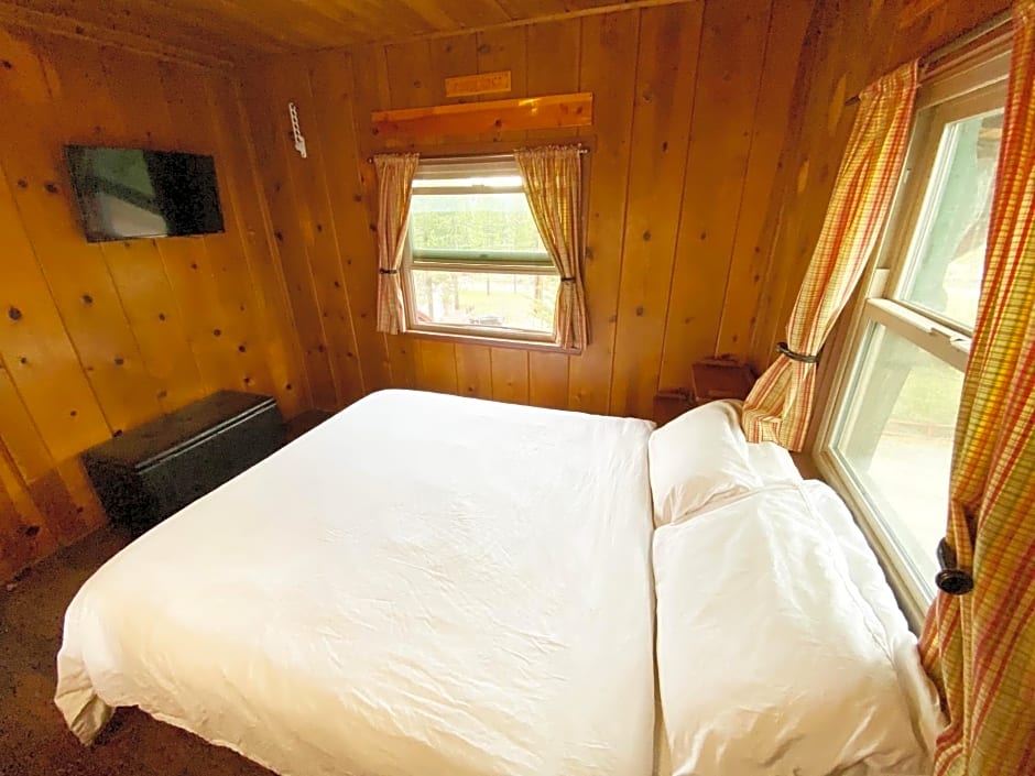ITH Big Bear Lake Hostel & Retreat Center