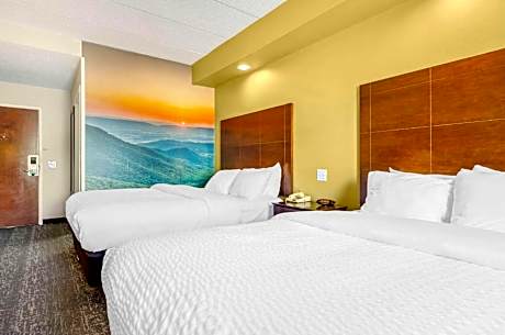 Queen Room with Two Queen Beds - Non-Smoking