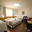 Del Rey Quality Hotel