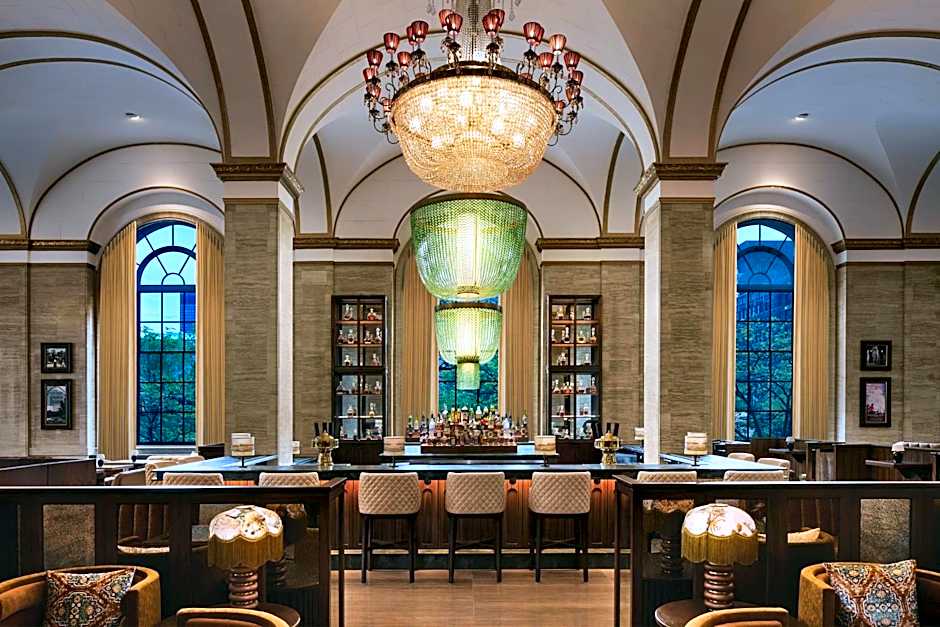 Hotel Cleveland Autograph Collection