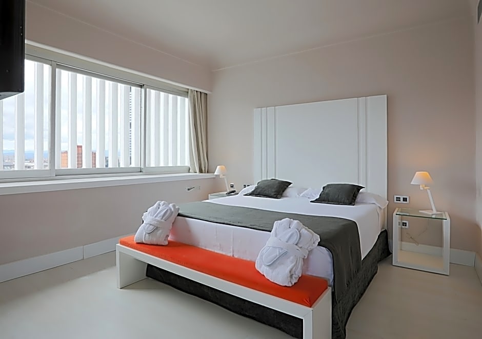 Hotel Chamartin The One