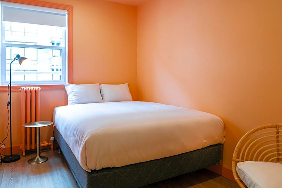 Auberge Jeunesse QBEDS Hostel