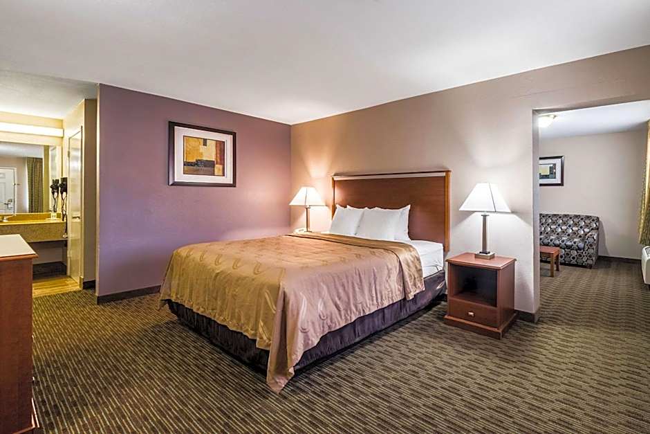 Quality Inn University Near Downtown