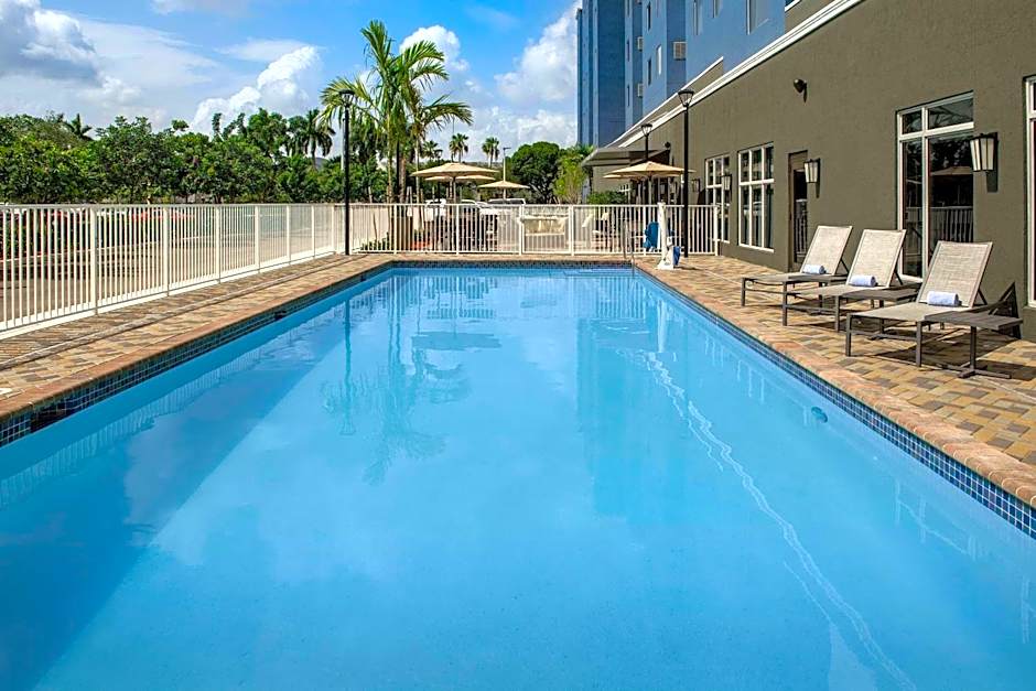 Residence Inn by Marriott Doral Mall Area
