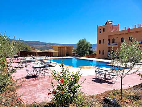 Triple Room with Pool View
