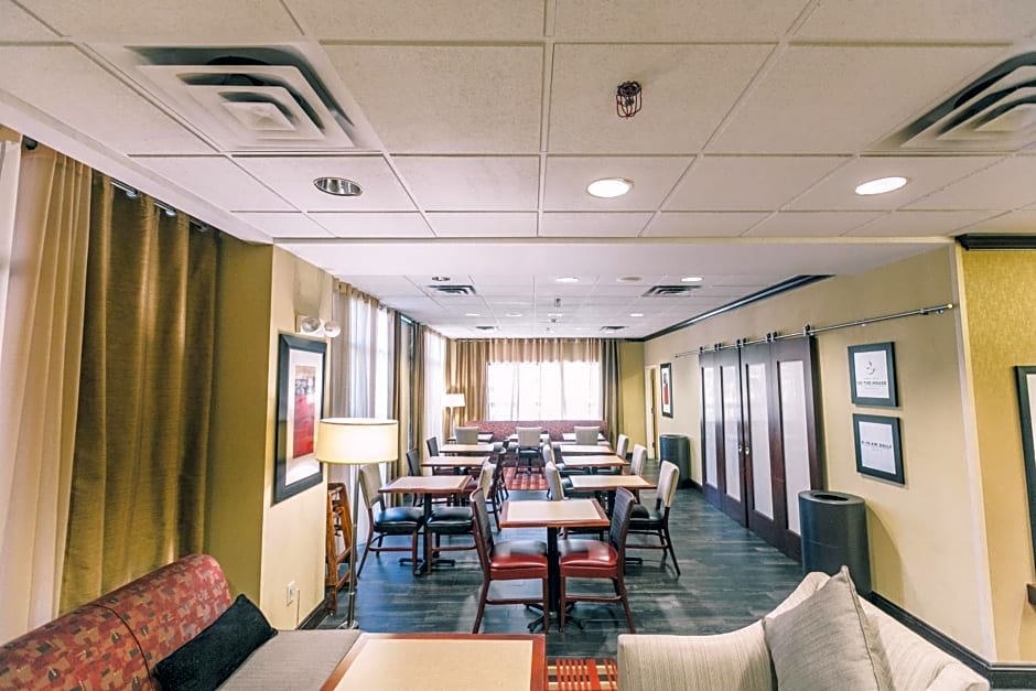 Hampton Inn Tallahassee-Central