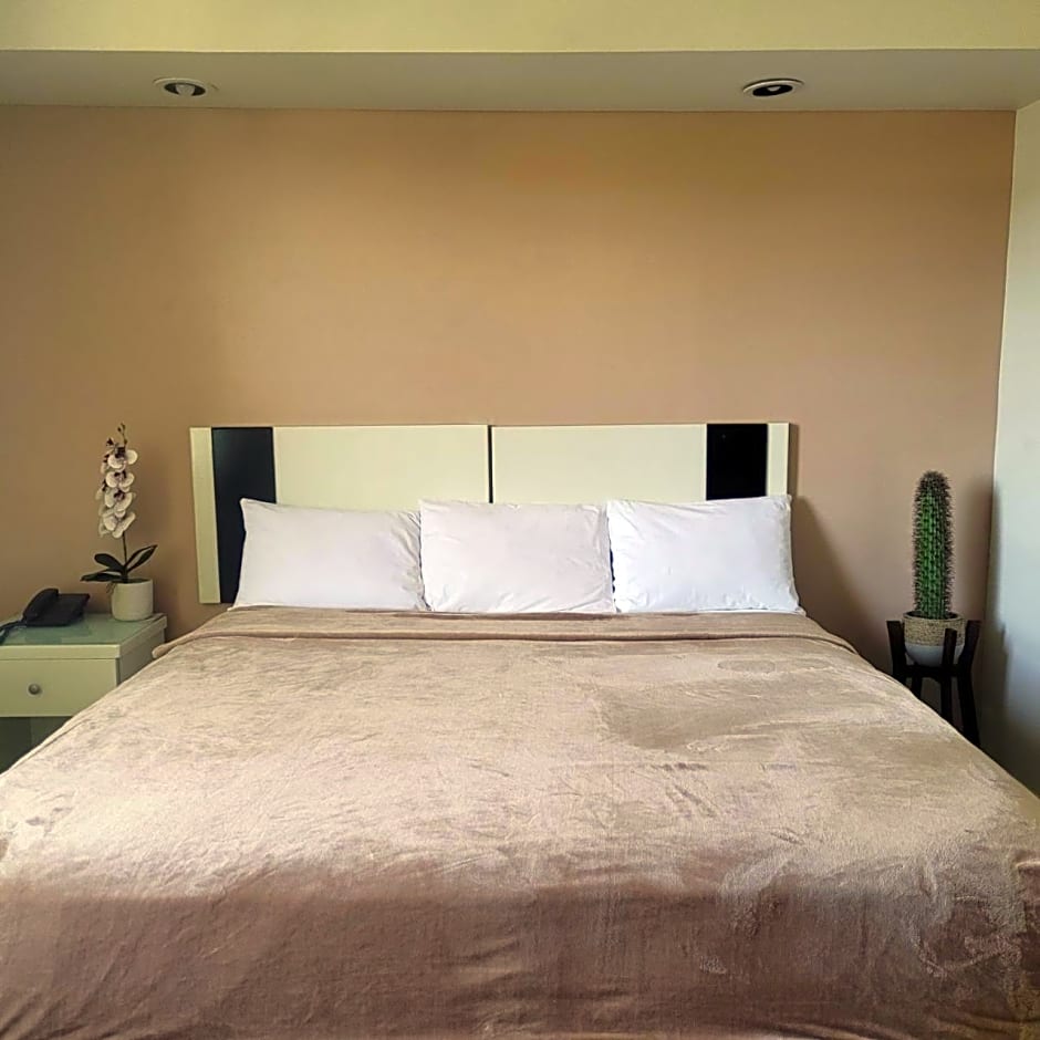 Hotel Cali Blvd.