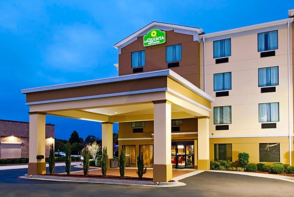 La Quinta Inn & Suites by Wyndham Warner Robins - Robins Afb