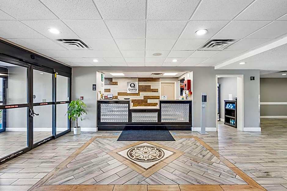 Quality Inn Clarksville - Exit 11