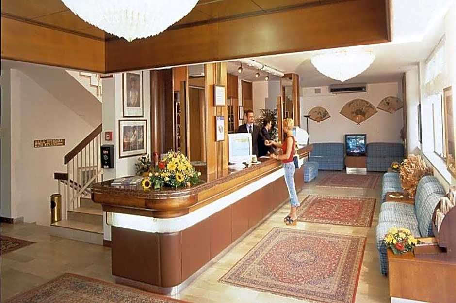 Hotel Heron