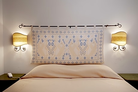 DELUXE DOUBLE ROOM SEA VIEW