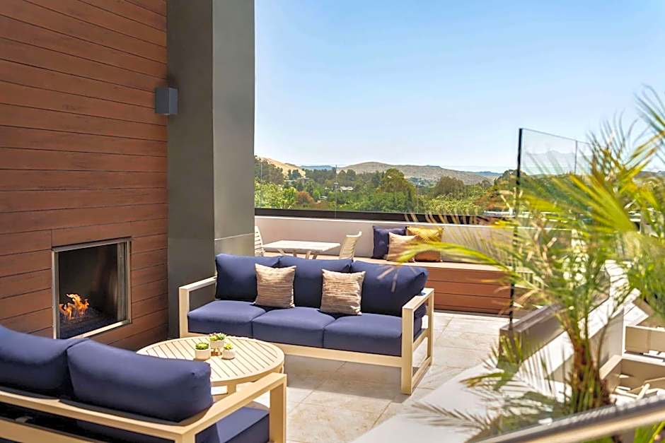 La Quinta Inn & Suites by Wyndham San Luis Obispo Downtown