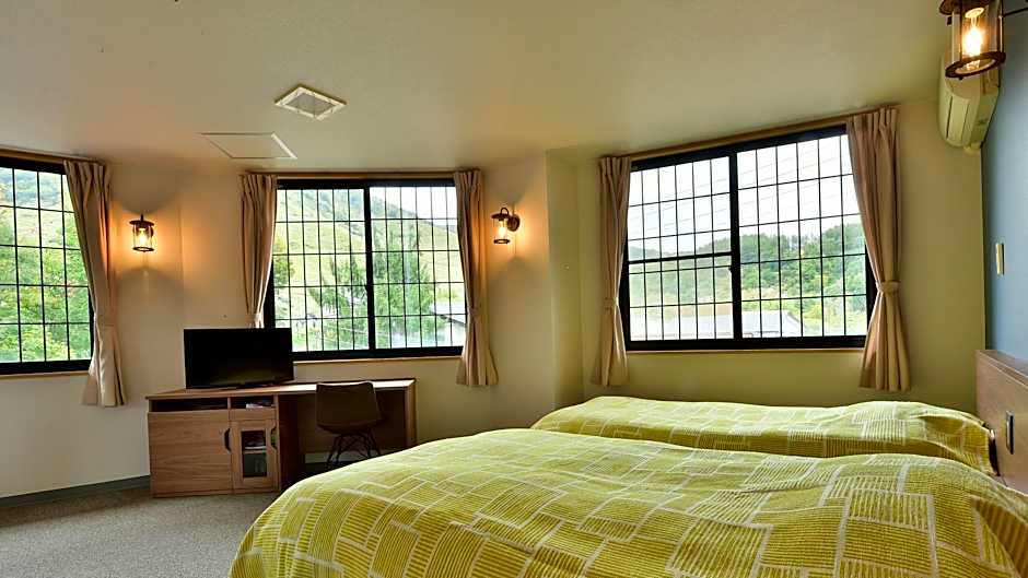 Petit Hotel Iris
