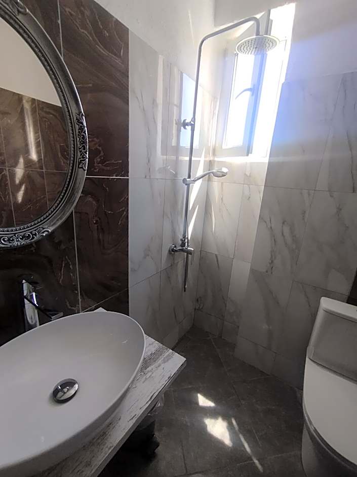 Oasis luxury apartments