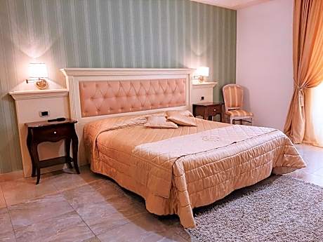 Regina Di Saba - Hotel Villa Per Ricevimenti