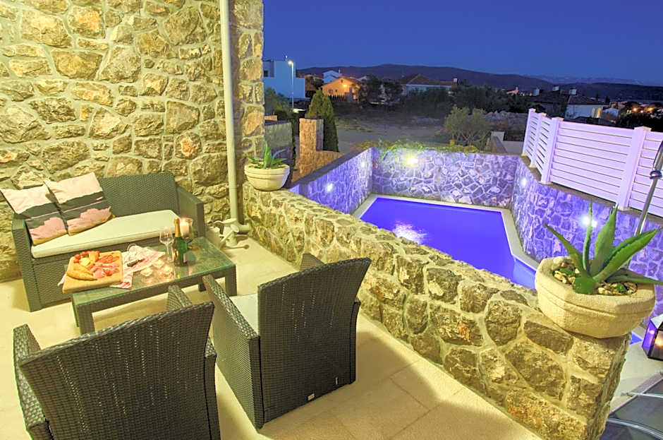 Villa Miracle 1 with heated pool