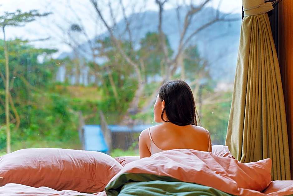 Blue Diamond Retreat