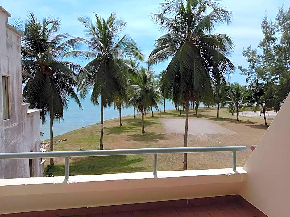 Paradise Lagoon Apartment