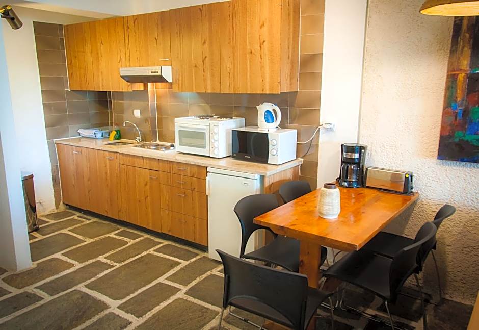 Apollonia Hotel Apartments