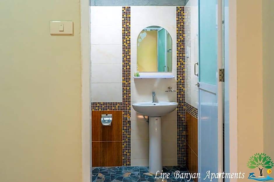 Lipe Banyan Apartments
