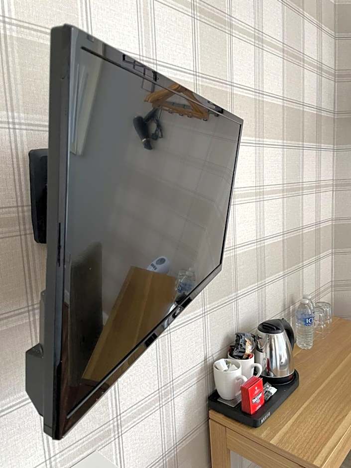 The Whittington & Cat