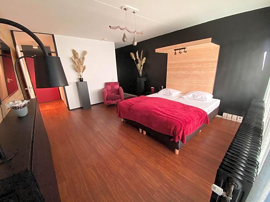 Double Room — 10 fotoğraftan 1. fotoğraf