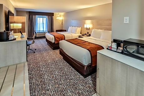 Queen Room with Two Queen Beds and Mobility Accessible Roll-In Shower