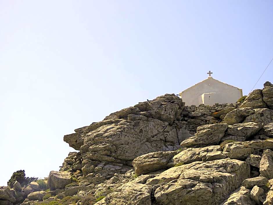 Gikas Apartments Triple Studio Sea View B7