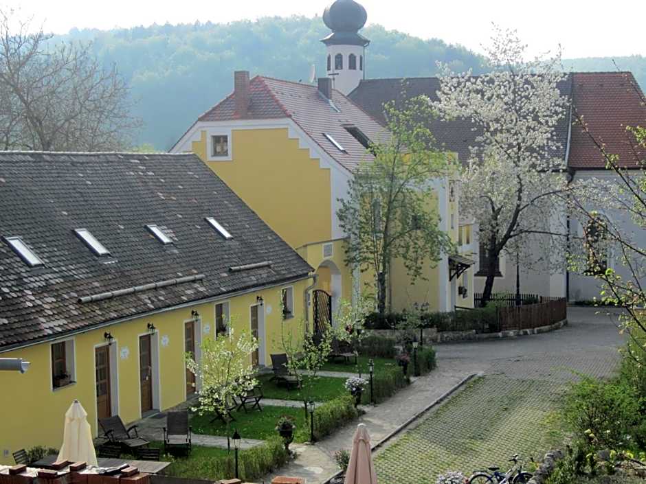 Hotel Schlossresidenz Heitzenhofen