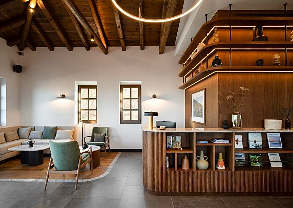 Unedo All Seasons Boutique Hotel