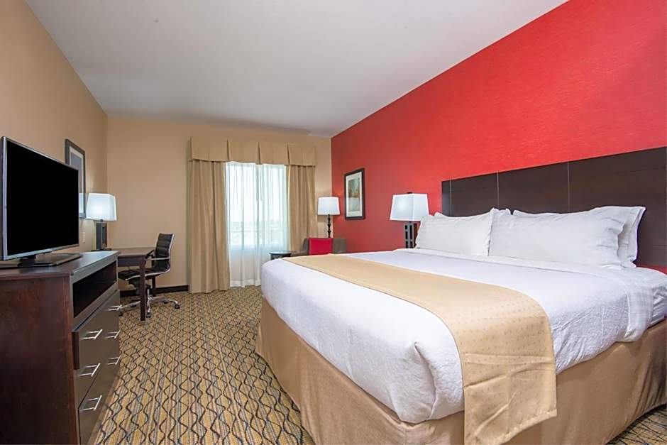 Holiday Inn Salina By IHG