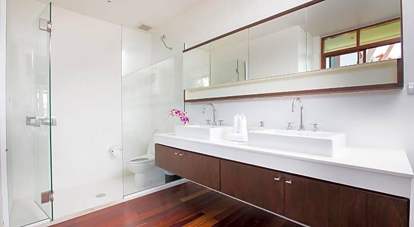 Amatapura Beach Villa 1, SHA Certified