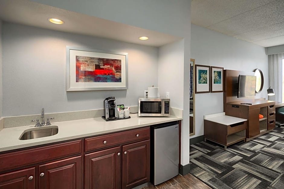 Hampton Inn By Hilton Louisville-Northeast KY