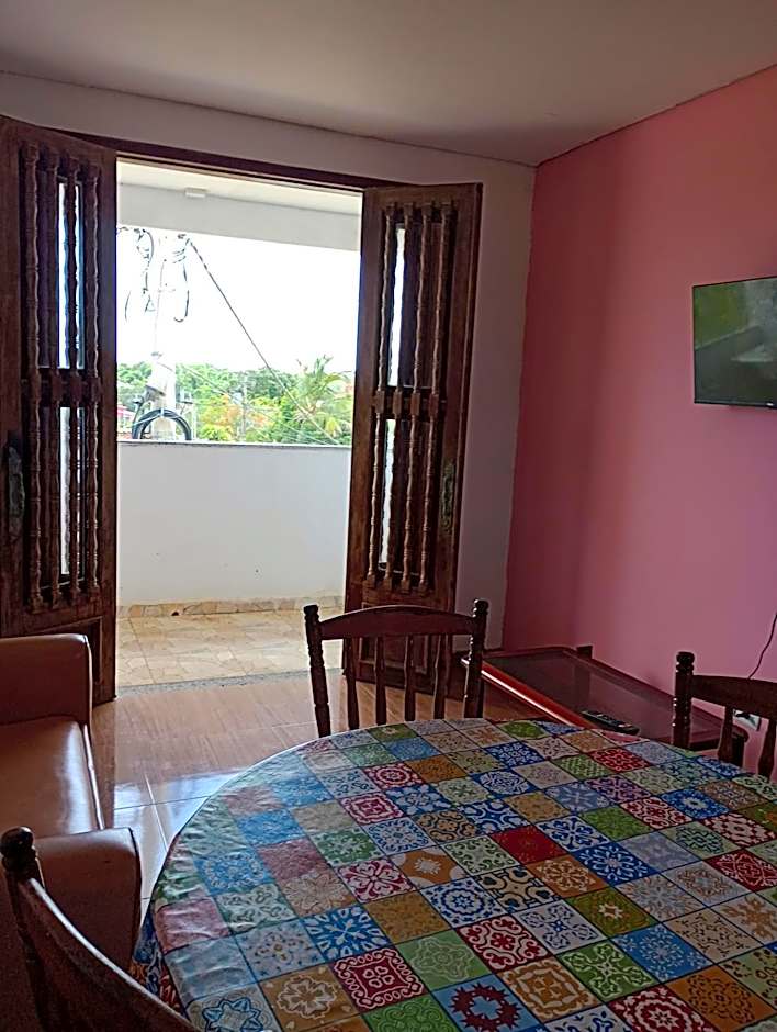 Casa inteira con piscina compartilhada