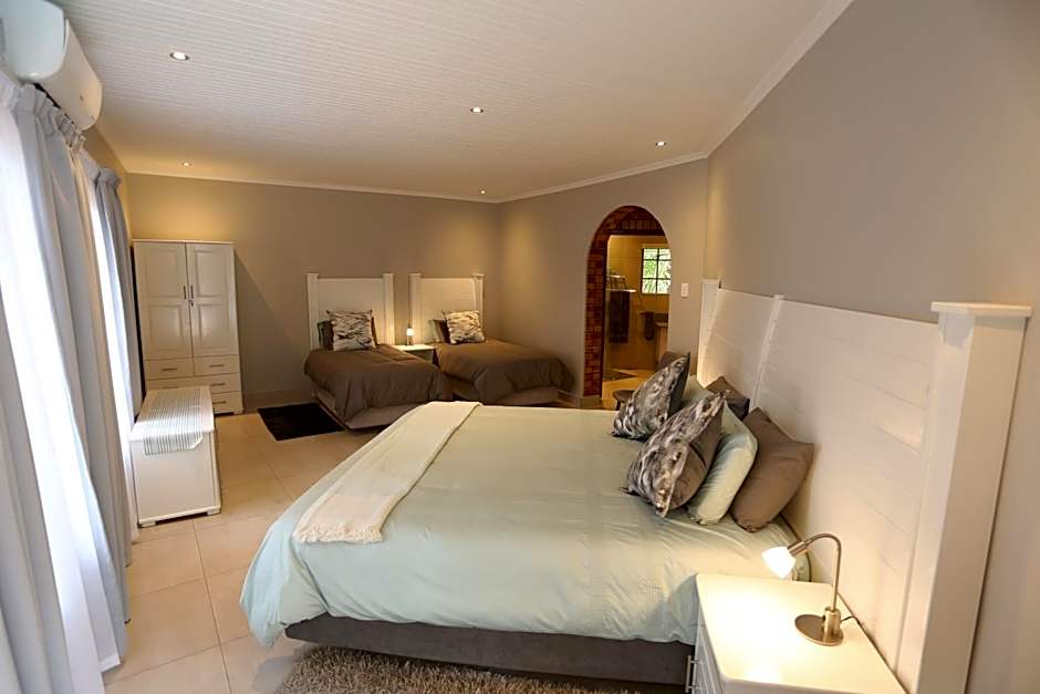 Rhino Coast Guesthouse