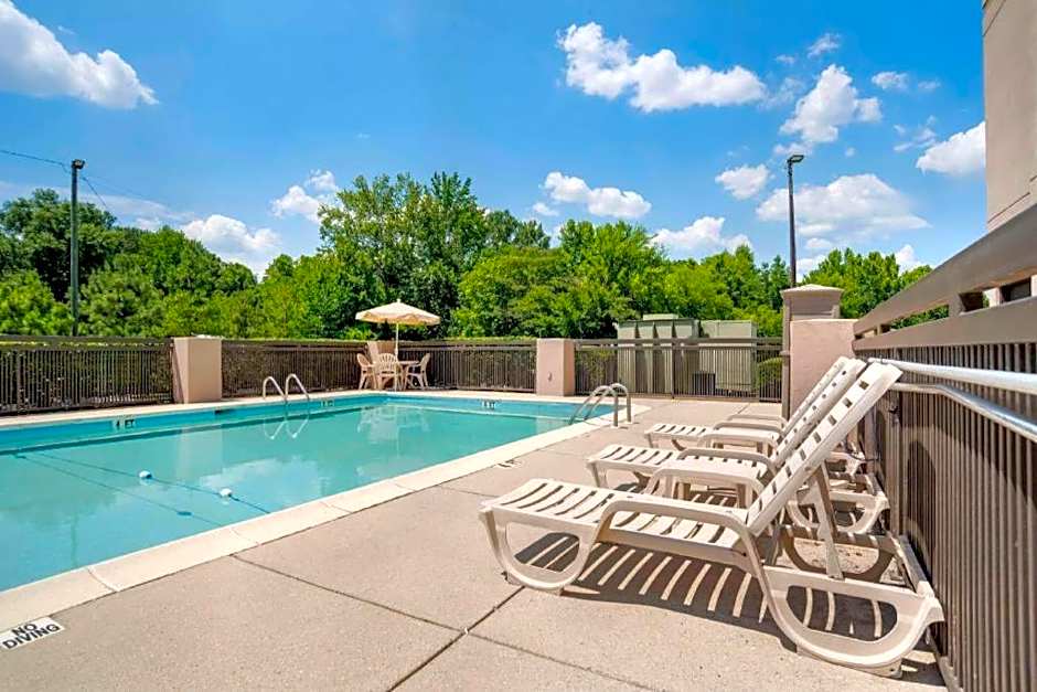 Best Western Plus Oak Mountain Inn