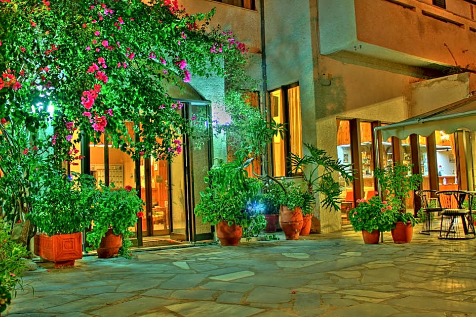 Esperides Hotel