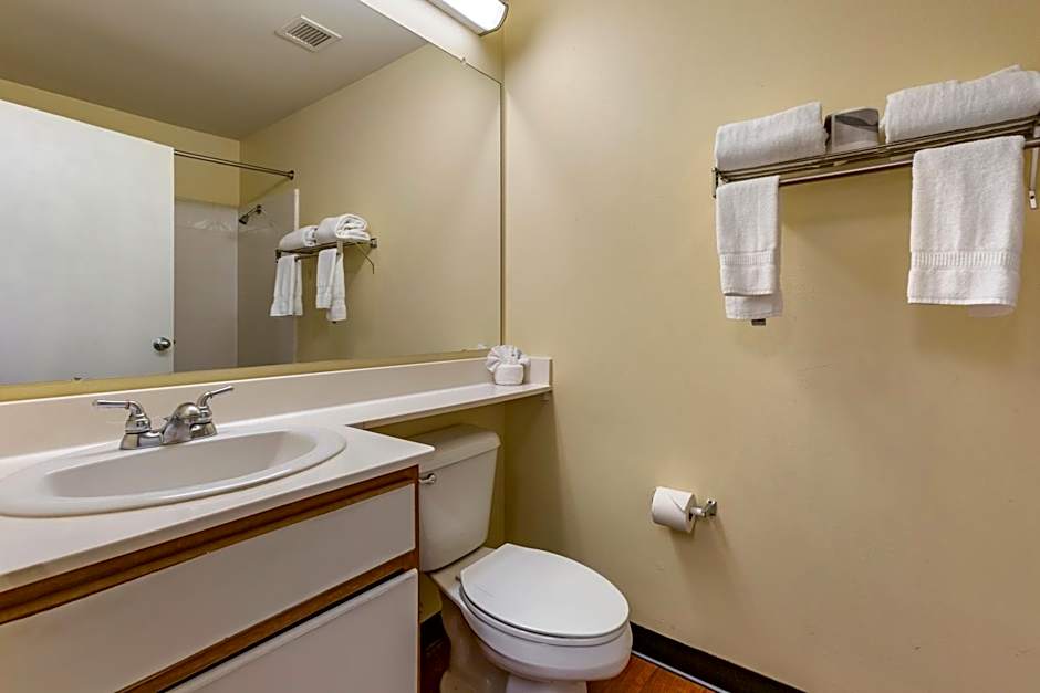 Suburban Studios Albuquerque Midtown - University