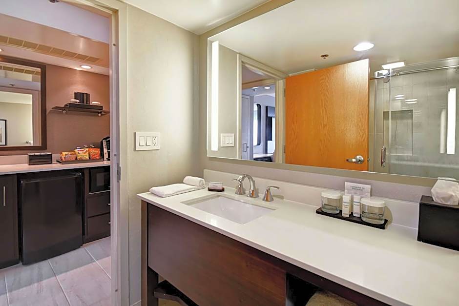 Embassy Suites By Hilton Hotel Raleigh-Durham-Research Triangle East